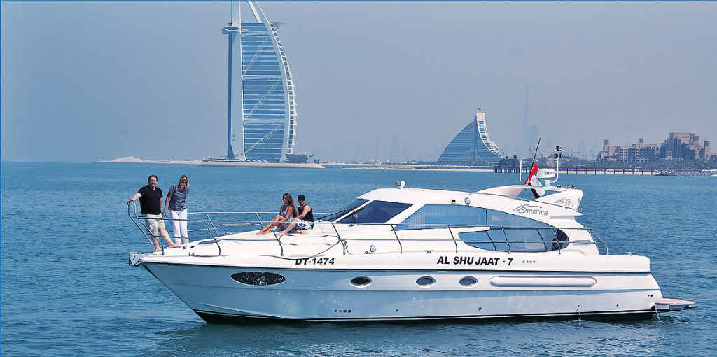 dubai-yacht